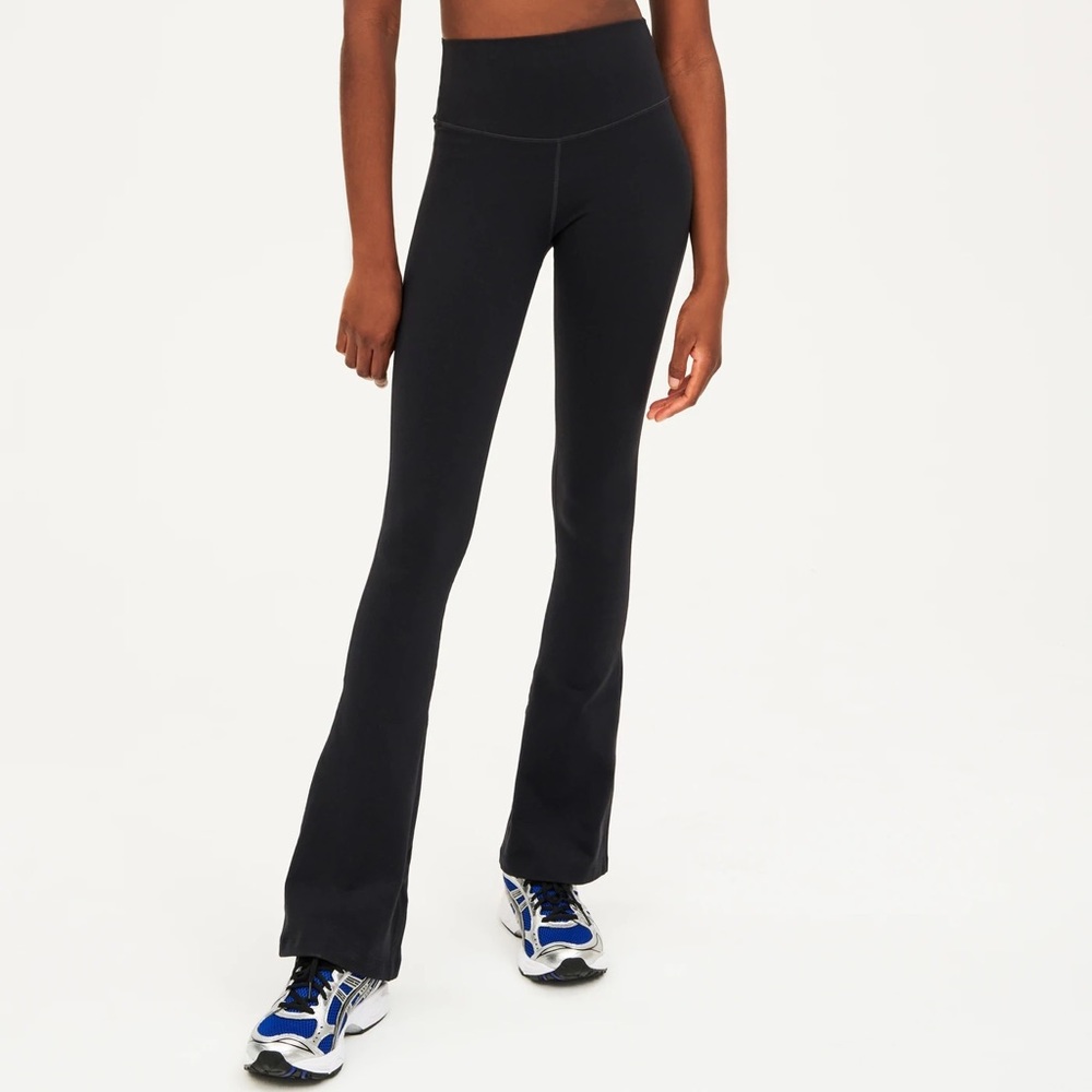 Splits59 “raquel” flare leggings